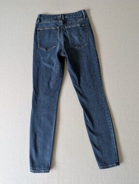Good American Good Legs Extra Stretch Mid Rise Dark Wash Skinny Jeans 6/28